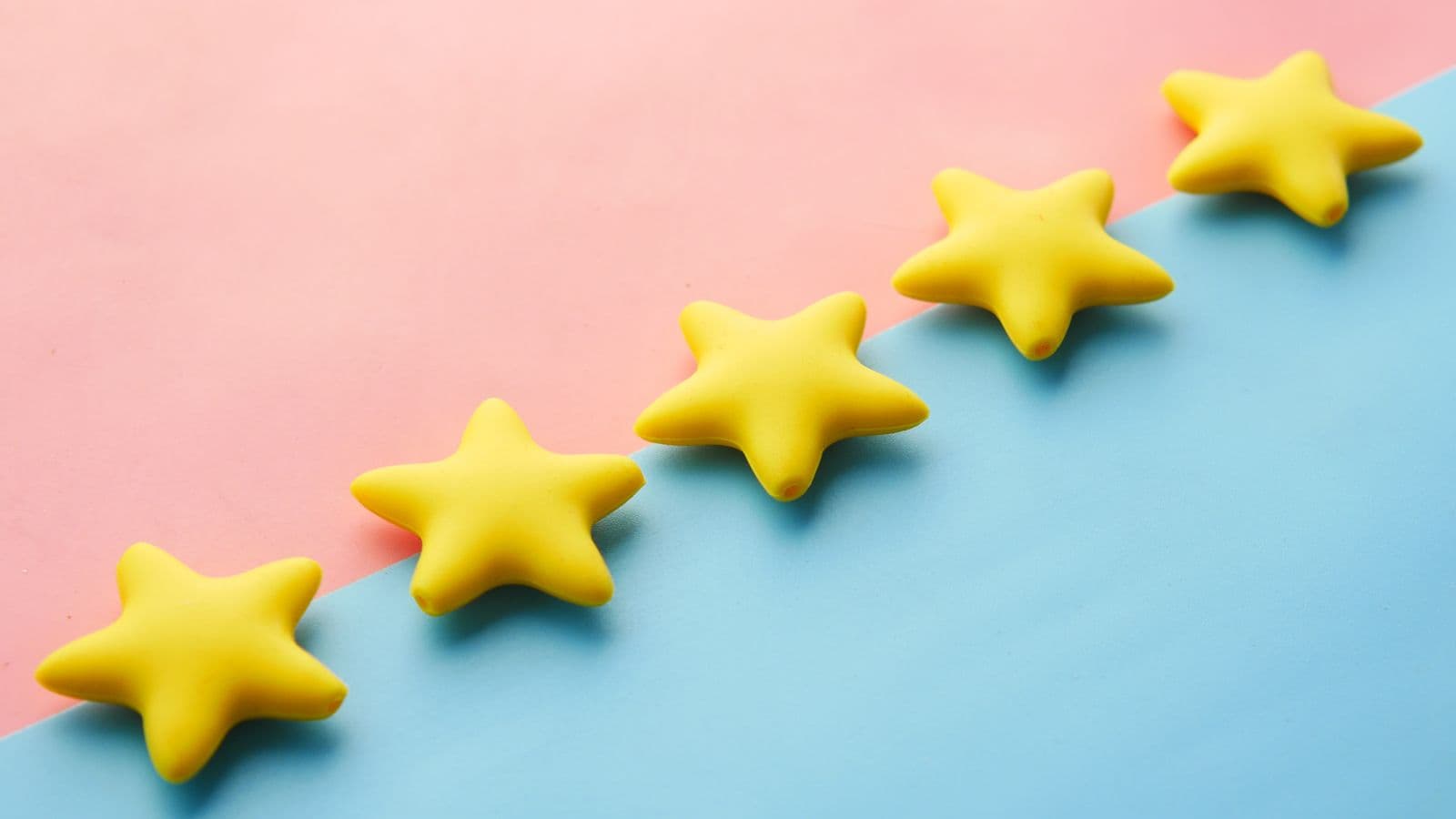Five yellow stars in a row, representing a five-star Google review